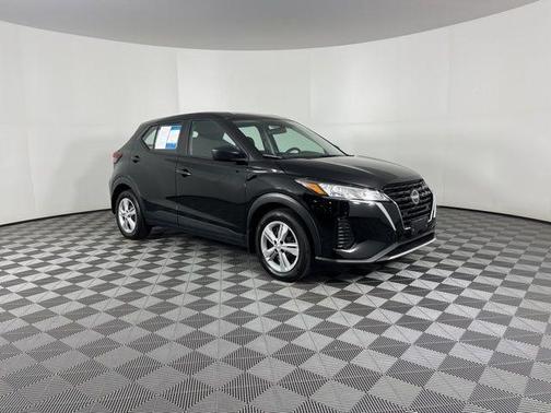 2023 Nissan Kicks S