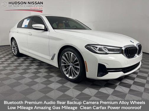 Alpine White 2023 BMW 530 i