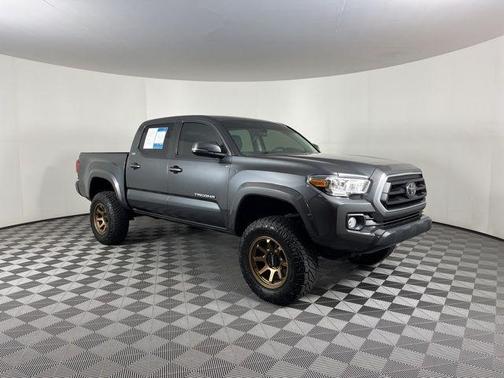 2022 Toyota Tacoma SR5
