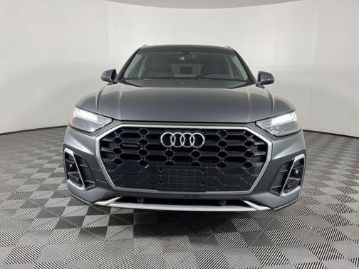 2024 Audi Q5 45 S line quattro Premium