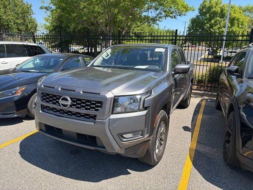 2025 Nissan Frontier SV