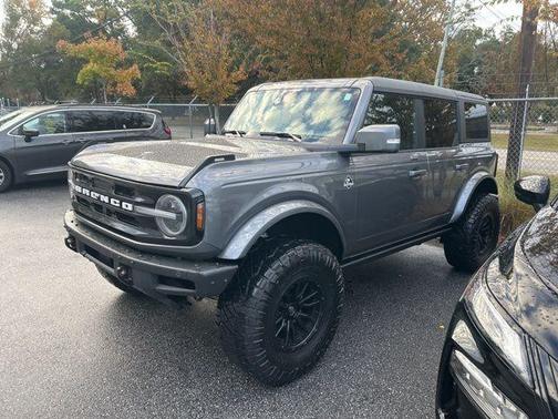 2023 Ford Bronco Outer Banks