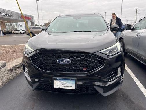 2020 Ford Edge ST