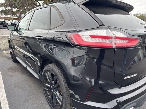 2020 Ford Edge ST