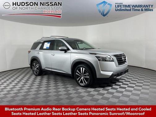 2024 Nissan Pathfinder Platinum