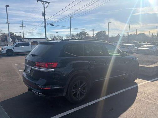 2021 Volkswagen Atlas 3.6 V6 SE w/ Technology R-Line