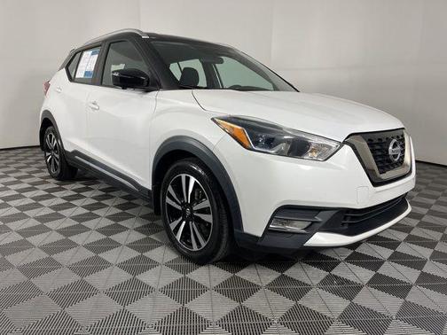 2018 Nissan Kicks SR