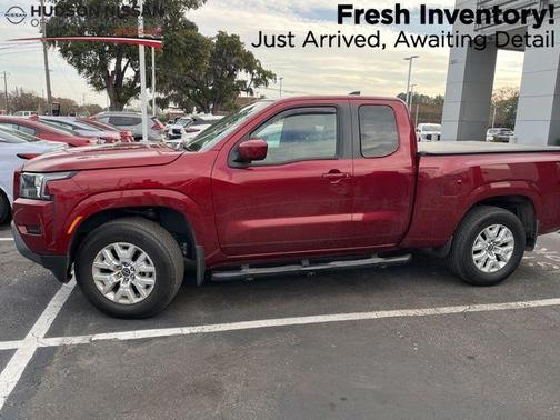 2023 Nissan Frontier SV