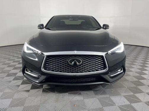 2019 INFINITI Q60 3.0t LUXE