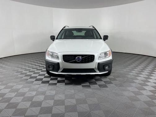 2016 Volvo XC70 T5 Drive-E Platinum