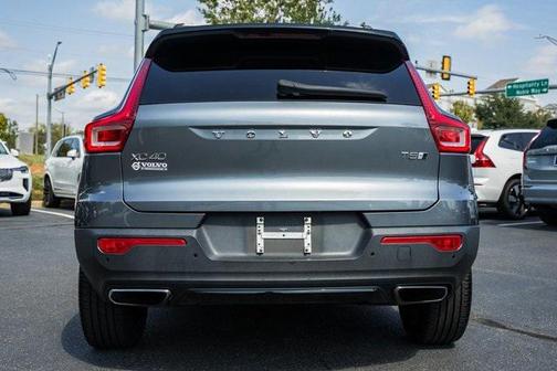 2019 Volvo XC40 T5 R-Design