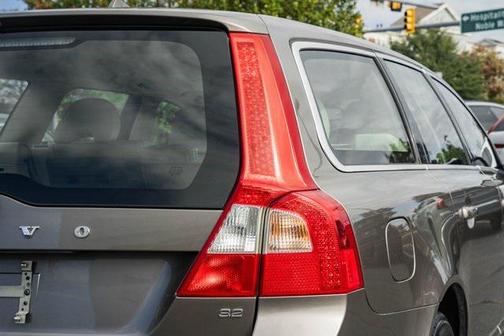 2008 Volvo V70 3.2