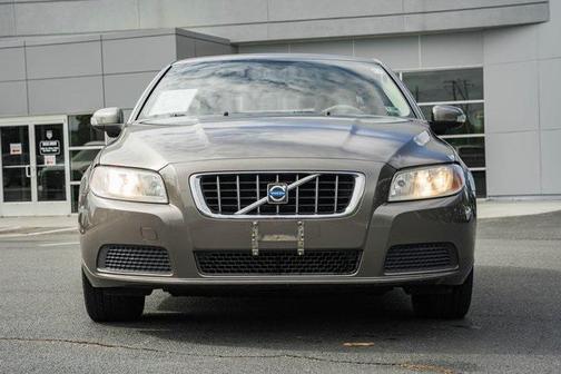 2008 Volvo V70 3.2