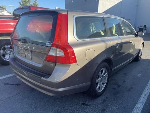 2008 Volvo V70 3.2