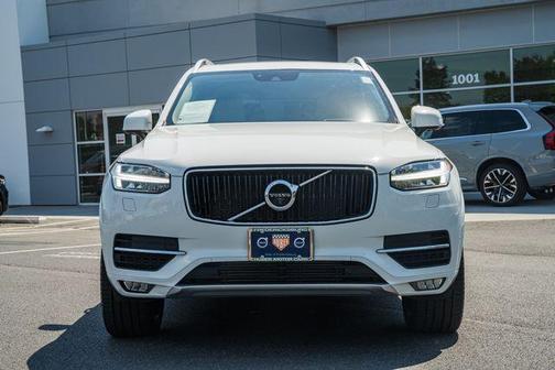 Ice White 2019 Volvo XC90 T6 Momentum