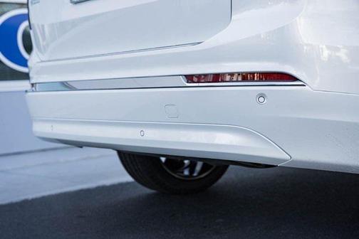2025 Volvo XC90 B5 Plus 7-Seater