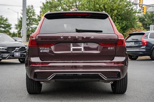 2026 Volvo XC60 B5 Plus