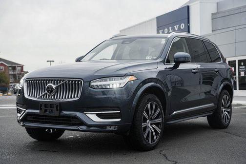 2024 Volvo XC90 B6 Plus Bright Theme 7-Seater