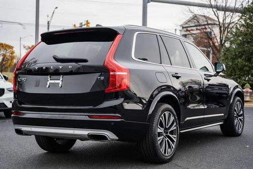 2020 Volvo XC90 T5 Momentum