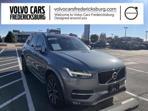 2018 Volvo XC90 T6 Momentum