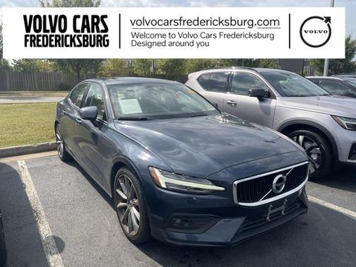 2021 Volvo S60 T5 Momentum
