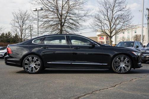 2023 Volvo S90 B6 Ultimate
