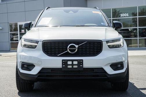 2021 Volvo XC40 T5 R-Design