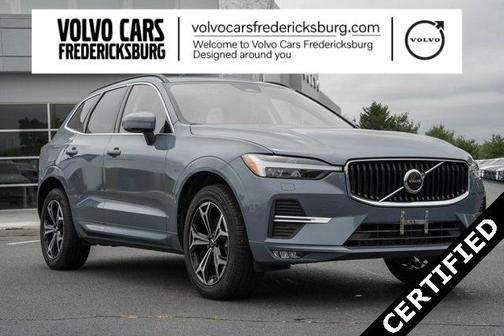 2022 Volvo XC60 Momentum