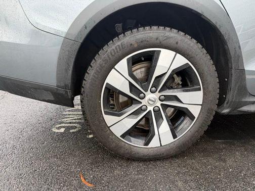 2021 Volvo V60 Cross Country T5