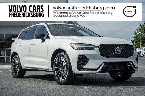 Crystal White Metallic 2026 Volvo XC60 B5 Plus