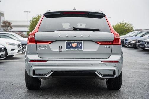 2025 Volvo XC60 B5 Plus