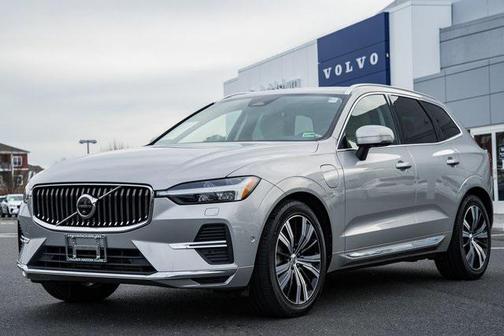2022 Volvo XC60 Recharge Plug-In Hybrid T8 Inscription