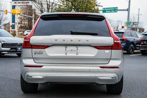 2022 Volvo XC60 Recharge Plug-In Hybrid T8 Inscription