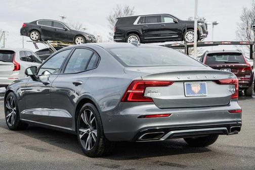 2019 Volvo S60 T6 R-Design