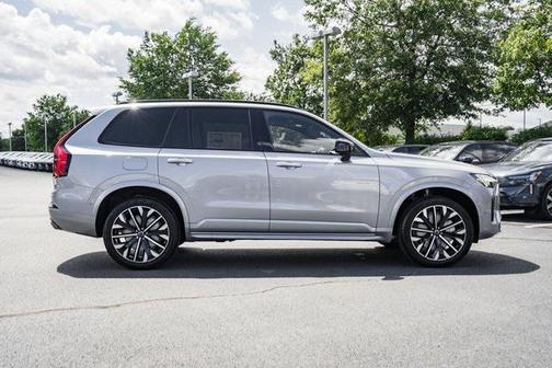 2026 Volvo XC90 B6 Ultra Dark Theme 7-Seater