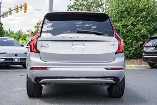 2026 Volvo XC90 B6 Ultra Dark Theme 7-Seater