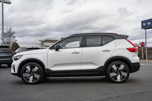 2026 Volvo EX40 Plus, Single Motor Extended Range, Fully electric