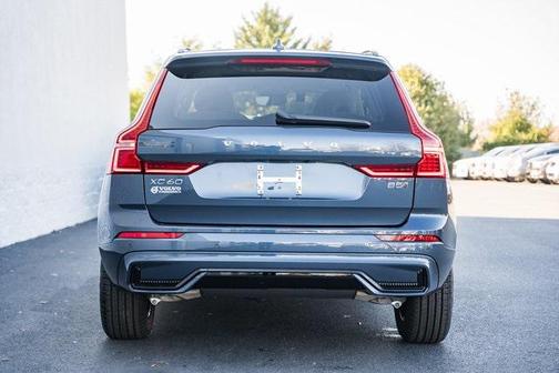 2025 Volvo XC60 B5 Core