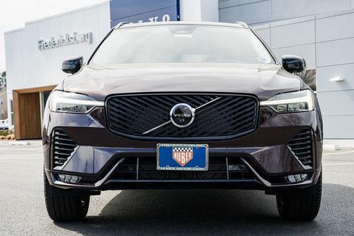 2026 Volvo XC60 B5 Plus