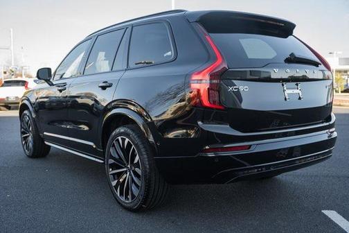 2026 Volvo XC90 B6 Ultra Dark Theme 7-Seater