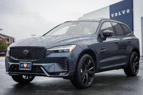 2026 Volvo XC60 B5 Ultra Black Edition