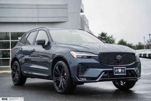 2026 Volvo XC60 B5 Ultra Black Edition