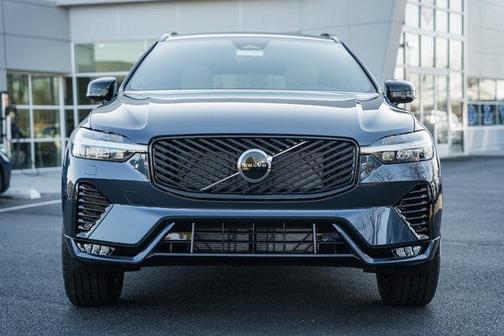 2026 Volvo XC60 B5 Core