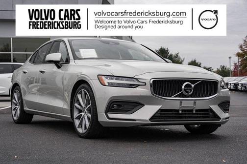 2021 Volvo S60 T5 Momentum