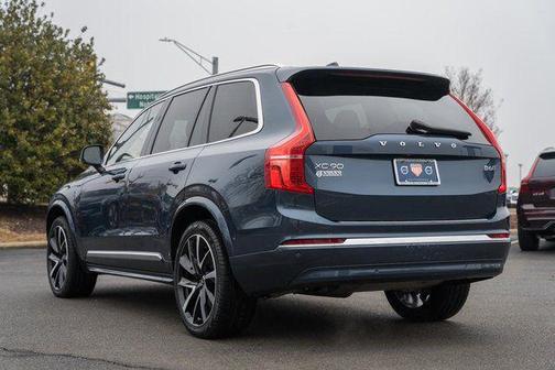 2023 Volvo XC90 B6 Plus 7-Seater