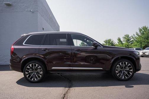 2025 Volvo XC90 B6 Ultra