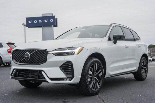 2026 Volvo XC60 B5 Plus