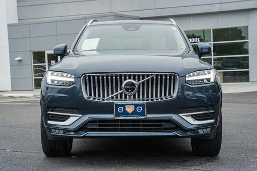 Denim Blue Metallic 2024 Volvo XC90 B6 Plus Bright Theme 7-Seater