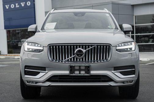 2023 Volvo XC90 B6 Ultimate 7-Seater