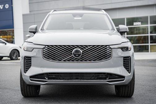 2026 Volvo XC90 B6 Plus 7-Seater